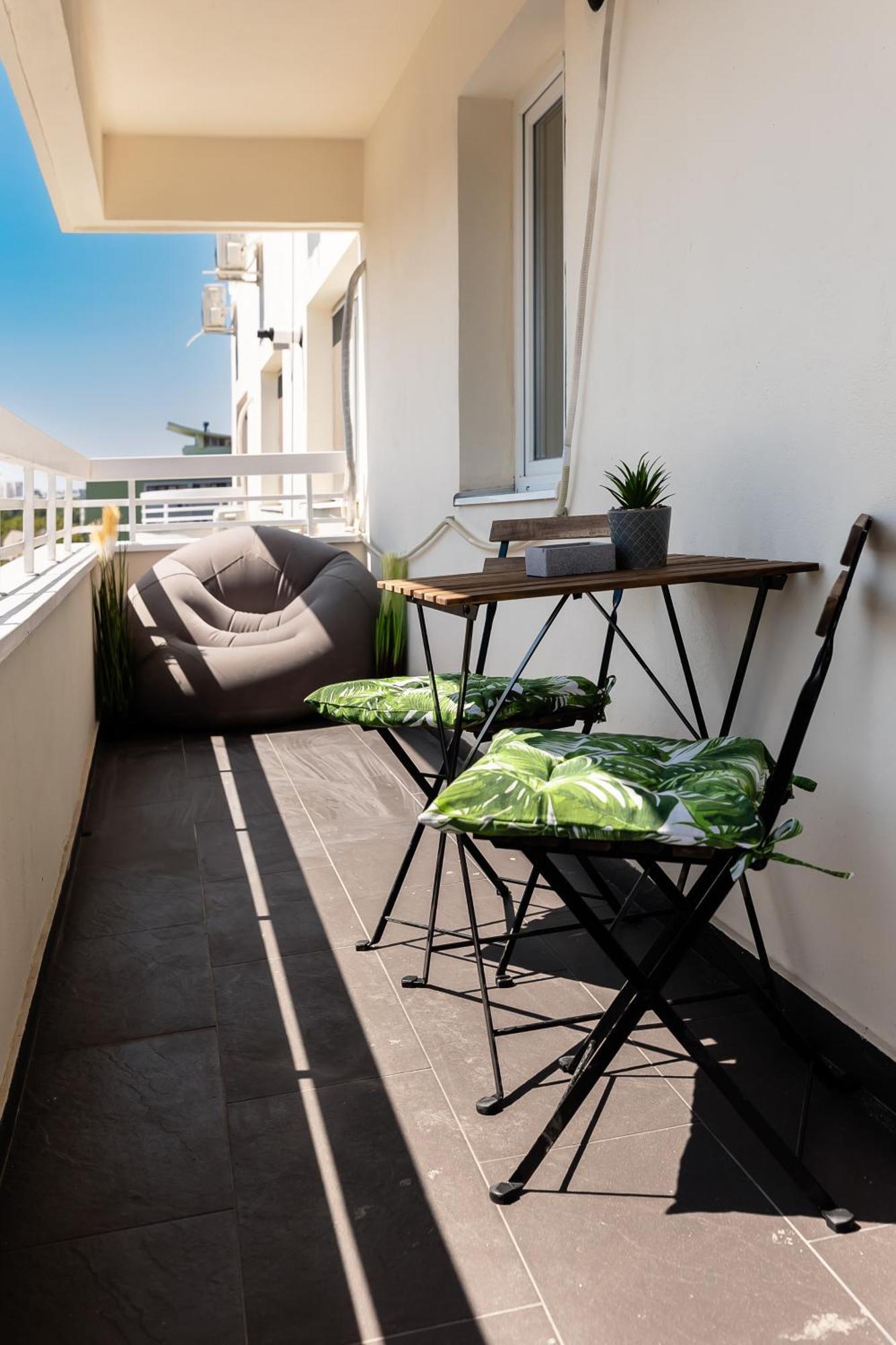 בוקרשט Simplicity Apartments מראה חיצוני תמונה