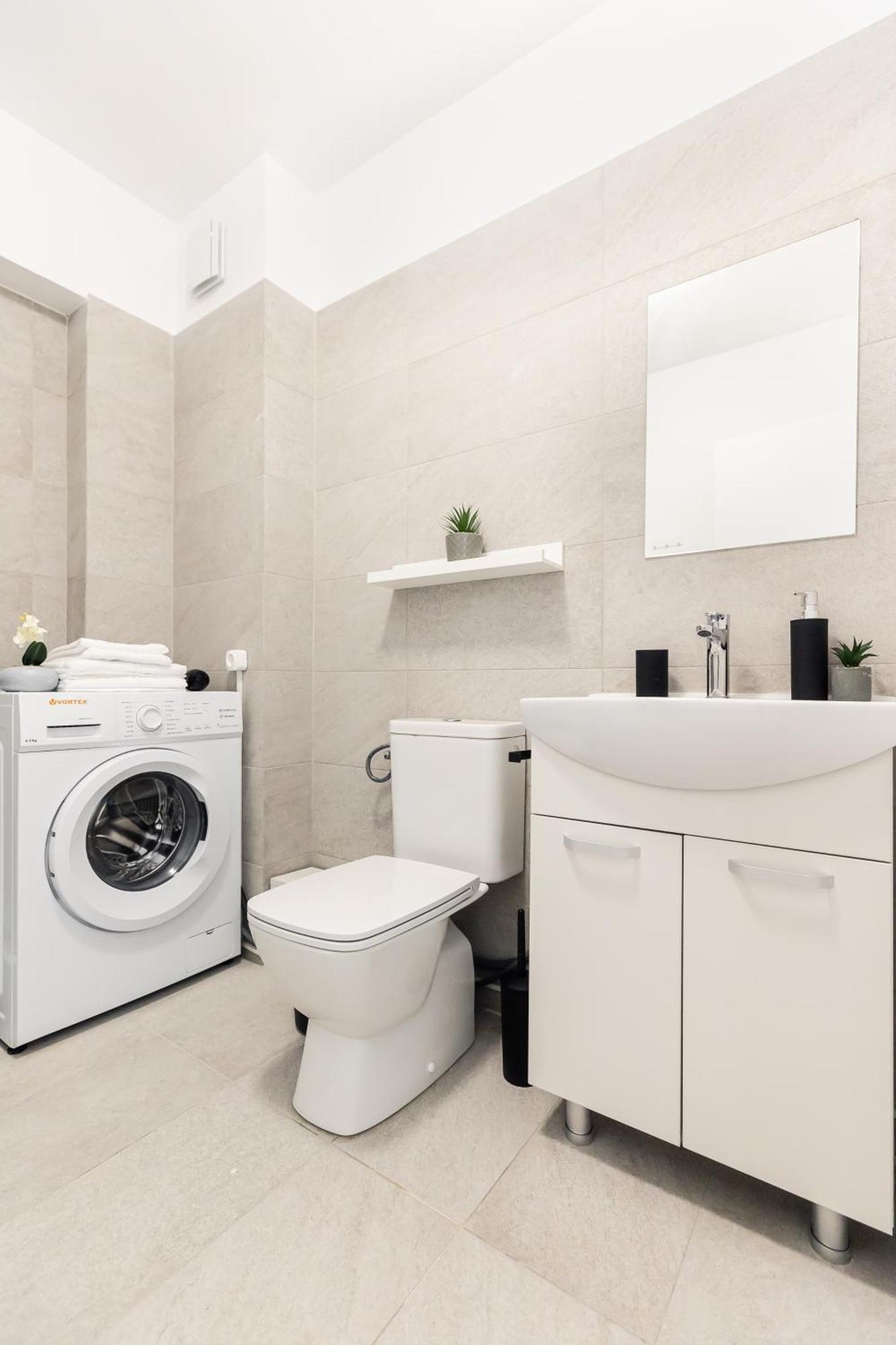 בוקרשט Simplicity Apartments מראה חיצוני תמונה