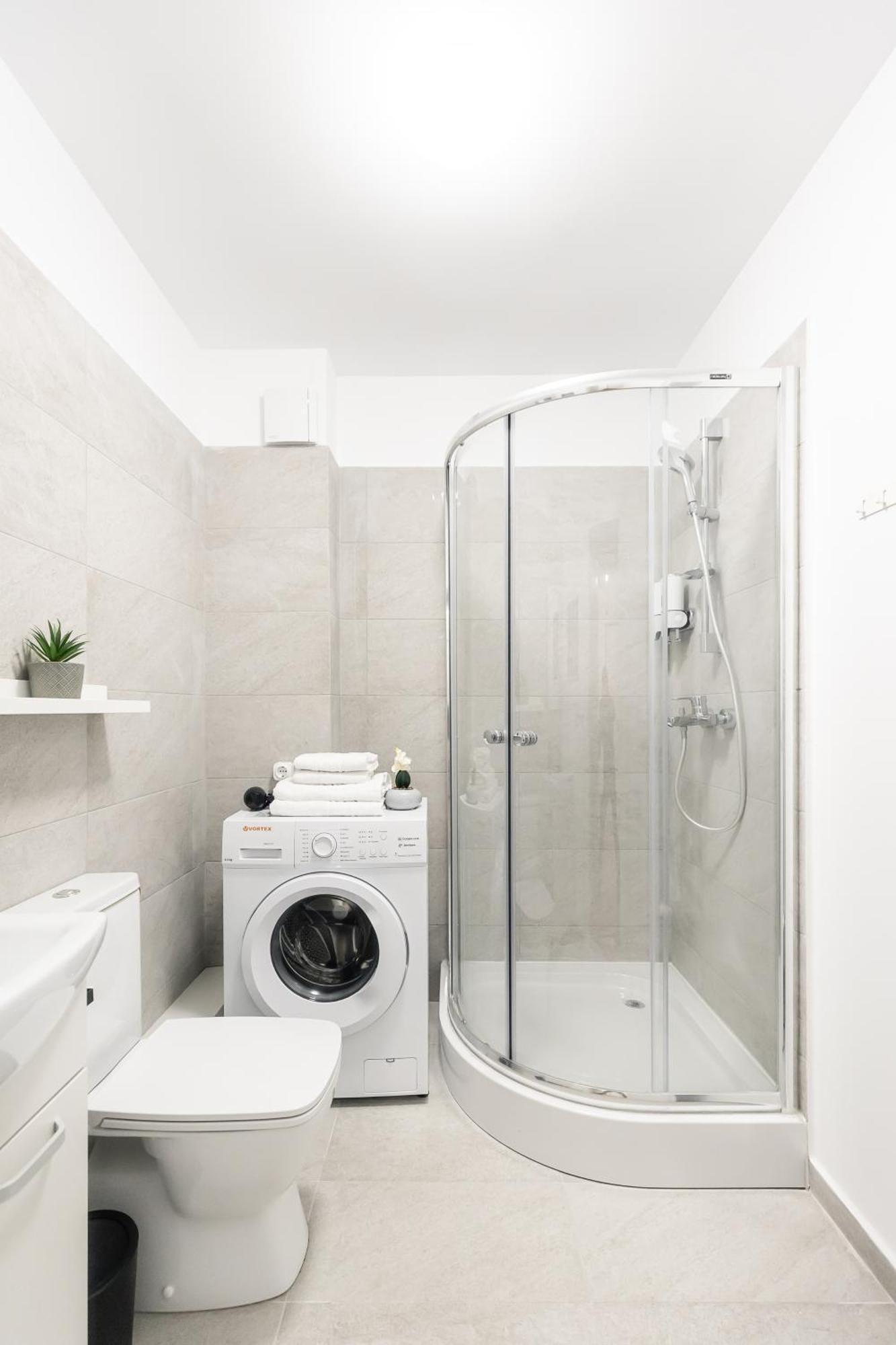 בוקרשט Simplicity Apartments מראה חיצוני תמונה