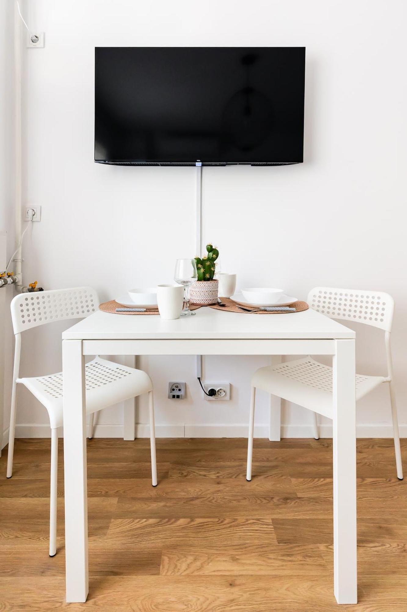 בוקרשט Simplicity Apartments מראה חיצוני תמונה